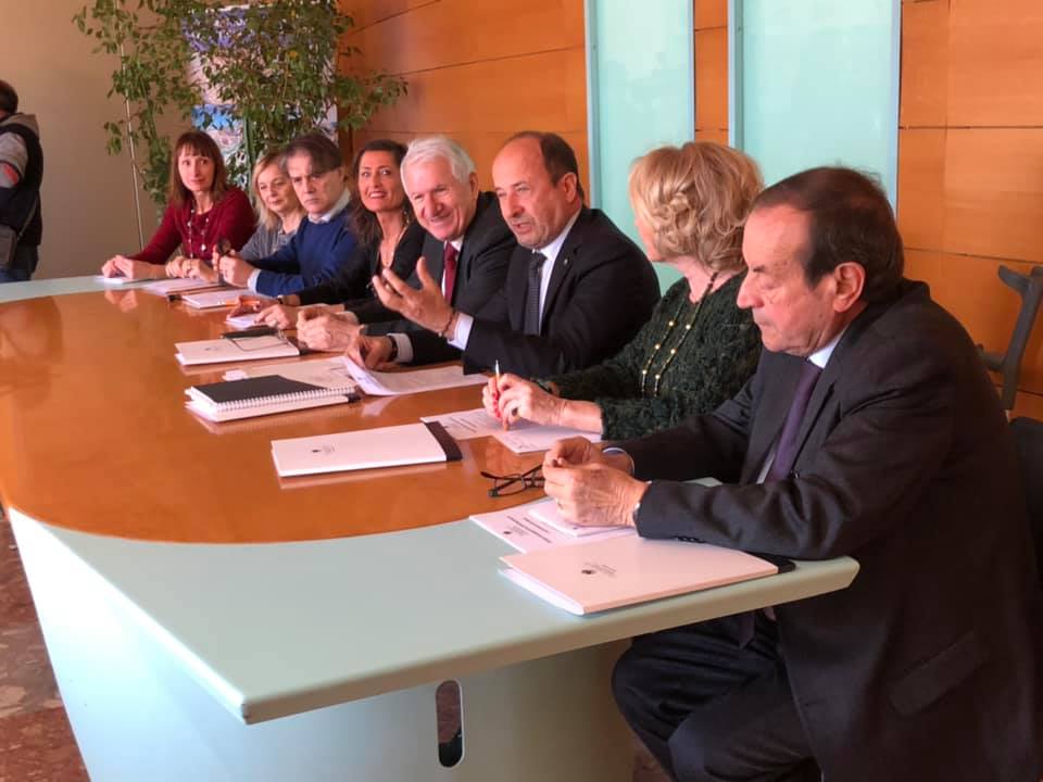 49348253_1966943036932744_6691577588541816832_n