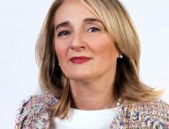 Inaugura la sede elettorale della candidata sindaco Lucia Tarsi