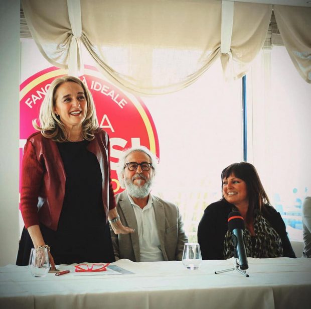 Lucia Tarsi presenta la sua lista ‘Fanocittàideale’: “Il vero cambiamento parte da qui”