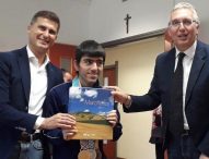 Il campione mondiale di bocce Matteo Maggioli ricevuto a Palazzo Raffaello