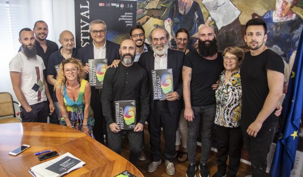 A Mondolfo “Synesthesia Festival”: dalle opere di Picasso ai Tableaux Vivants, dalla cena monastica alla notte bianca