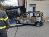 Garage e auto a fuoco a San Lorenzo in Campo