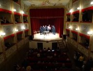 Prosa, i comici del San Costanzo Show, la Giornata Nazionale del Dialetto: a San Lorenzo in Campo un teatro aperto tutto l’anno