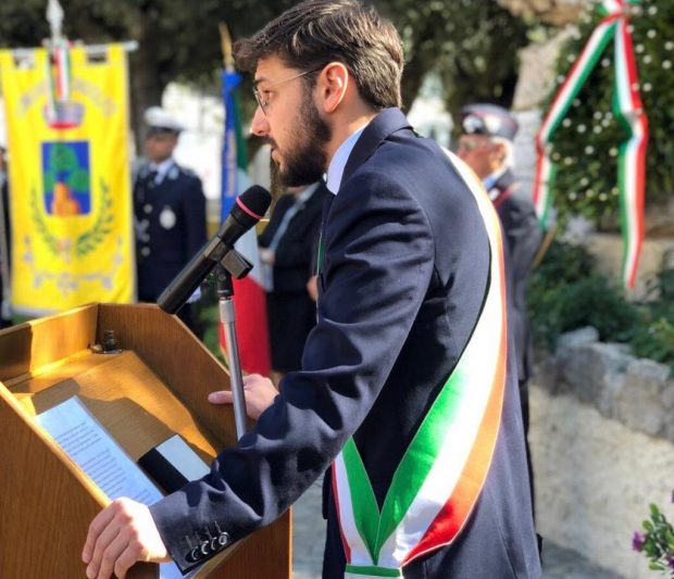 Coronavirus, bandiera a mezz’asta e minuto di silenzio anche a Mondolfo