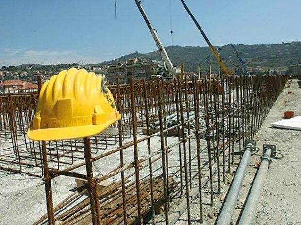 Chiudono anche i cantieri, Cna: “Comuni sospendano la Tosap”