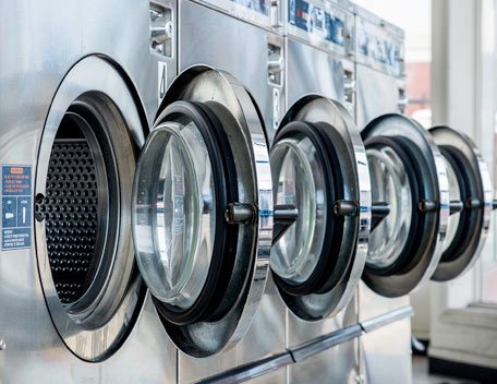 Idraulici, elettricisti, lavanderie: nessuno stop. Ulteriori chiarimenti su chi può continuare a lavorare