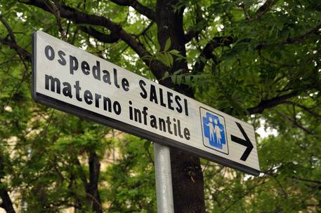 Bimbo operato ad Ancona sulle note di un pianoforte