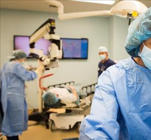 Coronavirus, nelle Marche in arrivo dall’Ucraina 13 medici e 7 infermieri