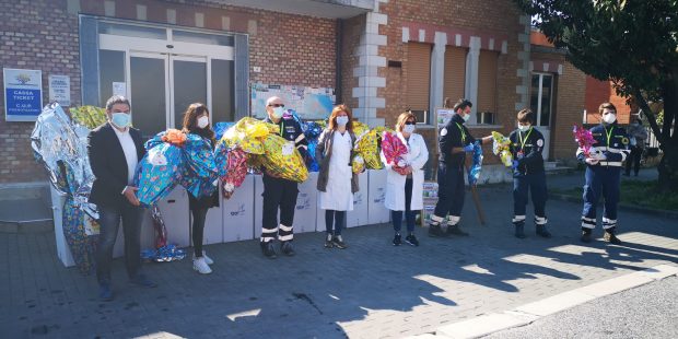 Centinaia di uova di cioccolato per lo staff sanitario del Santa Croce