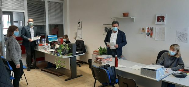 Buoni spesa per acquisto alimentari e beni prima necessità: domani alle 13 il primo elenco
