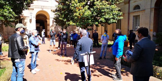 “Risorgiamo Italia”, luci accese e oltre 400 chiavi di ristoranti e bar consegnate ai sindaci della provincia di Pesaro Urbino