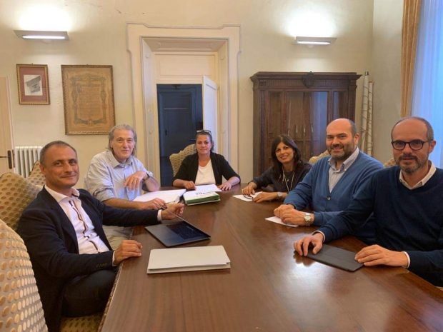 Coronavirus, la Giunta di Pergola approva provvedimenti a favore delle famiglie. Al lavoro per attività commerciali e turistiche