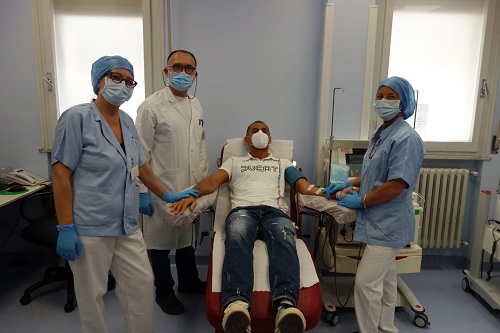 Coronavirus, ospedali Marche Nord: partita la donazione di plasma iperimmune
