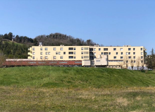 Coronavirus, 25mila euro per l’ospedale di Pergola. Donazioni anche da Gernsbach. I ringraziamenti di Aspecc e Sindaca