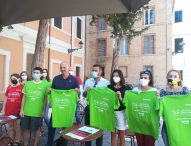 “Ci sto? Affare fatica!”: a Pesaro, Pergola, Fossombrone e Fano il progetto estivo che punta a coinvolgere i giovani nella cura del territorio