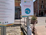 Fano ‘vacanza sicura’, cartellonistica e colonnine con gel igienizzanti per porre l’attenzione sul periodo Covid
