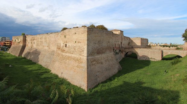 Fano Social Forum: la Rocca Malatestiana palcoscenico dell’impegno sociale il 10 e 11 maggio