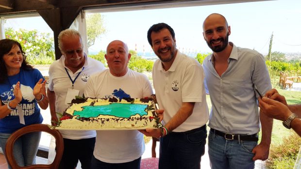 Salvini torna ad incontrare i marchigiani. Sarà a Pesaro il 25 luglio