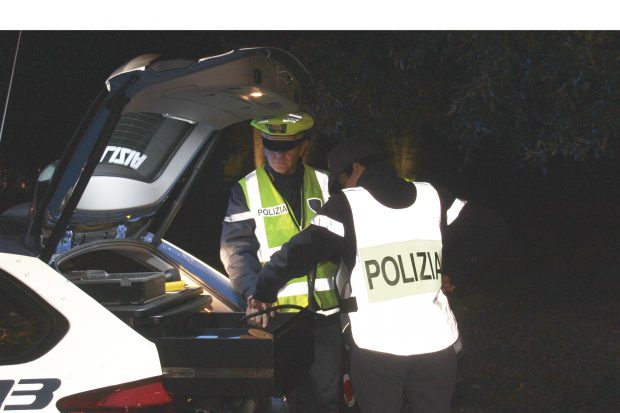 Controlli della Stradale: 150 punti decurtati, 3 patenti ritirate e altrettanti sequestri