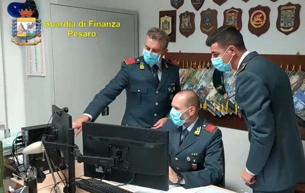 Fano, Fiamme gialle confiscano oltre 150 mila euro a evasore