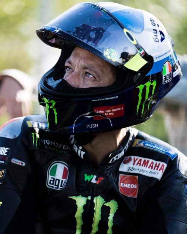 Covid: torna positivo poi negativo, Valentino Rossi in attesa del referto del terzo tampone