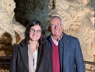“Grotte di Frasassi pronte a festeggiare 50 anni”. Marta Paraventi, ospite di Guarda Chi C’è, ci rivela alcune anticipazioni su un traguardo importante per le Marche