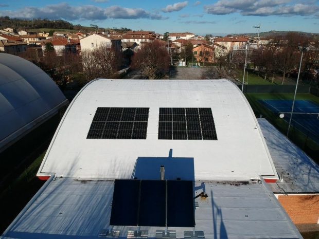 San Lorenzo in Campo Comune sempre più ‘green’: solare termico e fotovoltaico nella palestra