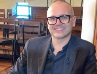 A Guarda Chi C’è sono protagoniste l’arte e la cultura con l’intervista a Ivan Antognozzi