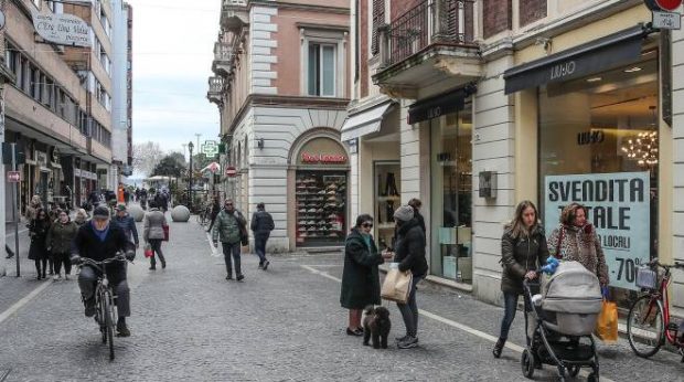 Pesaro: bazar, catene orientali e low cost fuori dal centro? CNA: “Scelta coraggiosa”