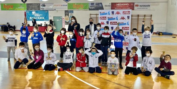 A Civitanova la terza prova regionale del Grand prix esordienti scherma