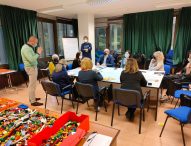Marche, la Regione forma i nuovi dipendenti coi mattoncini Lego Serious Play