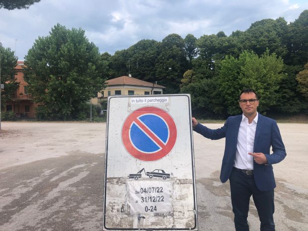 Parcheggio di via Risorgimento, interpellanza della Lega Fano: “Lavori mai avviati. Del parcheggio neanche l’ombra”