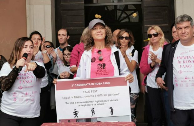 Fano, mille partecipanti alla “Camminata in rosa”