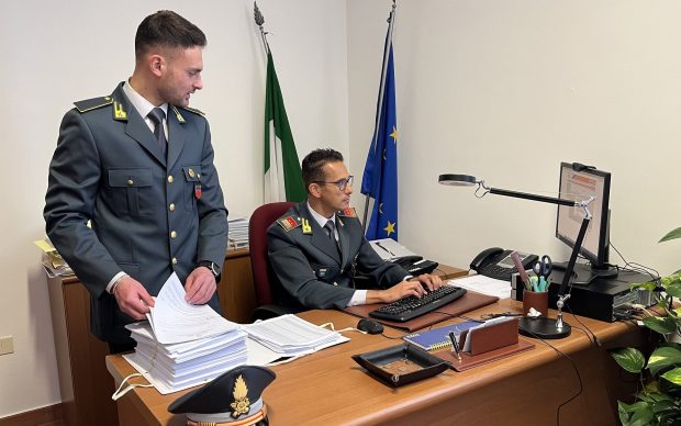 Urbino, assenteismo in un ente pubblico: in 8 nei guai