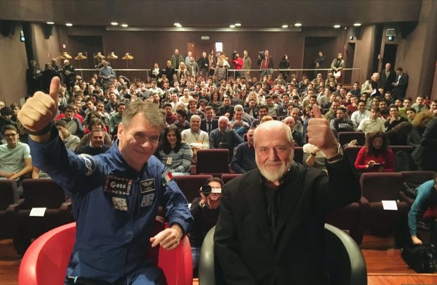 Un weekend colorato dal Carnevale con due feste per bambini, “L’artista e l’astronauta” e la Notte dei Colori
