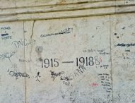 Fratelli D’Italia Fano: Indignazione per imbrattamento del monumento ai Caduti di Viale Buozzi