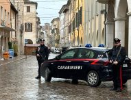 Fossombrone: Estorsioni e incendi, carabinieri denunciano due persone