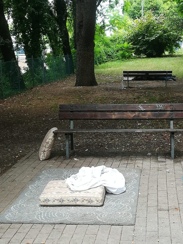 Fratelli d’Italia Fano: “Inaccettabile situazione di degrado ai Passeggi”