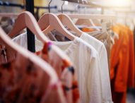 Indumenti usati: dal 20 aprile è iniziato il nuovo servizio con raccolta settimanale