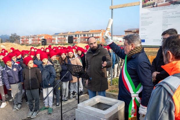 Fano, posa della prima pietra per il nuovo asilo nido di Bellocchi