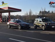 Caporalato, estorsione e truffa: con l’operazione “Manda foto” 3 arresti e sequestro beni da oltre 2 milioni di euro