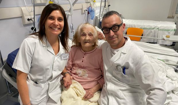 Pesaro, 103enne operata al femore torna a camminare dopo 2 giorni