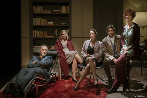 Amanti, la commedia di Ivan Cotroneo, chiude venerdì 19 aprile Fano Teatro