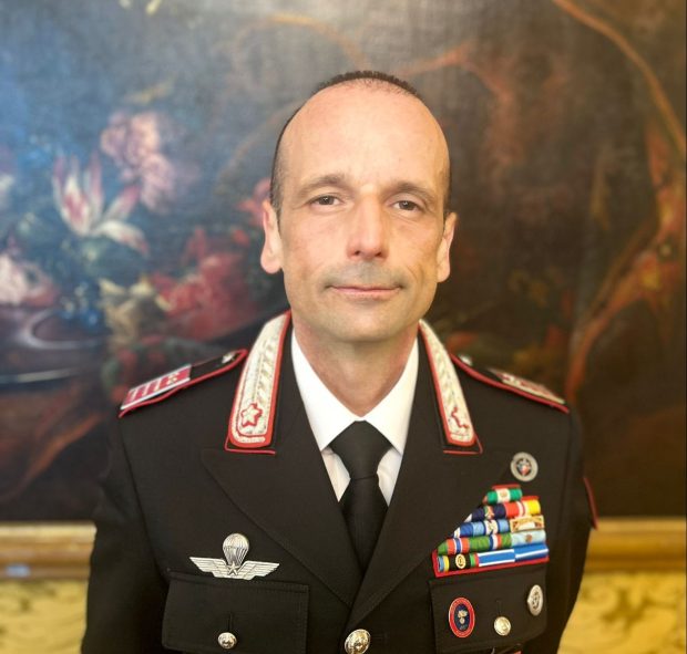 Presidente Mattarella premia il maresciallo Mario Facciolla miglior comandante di Stazione dell’Italia centrale