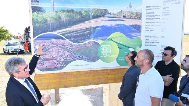 Fano, ciclovia del Metauro: consegna dei lavori e avvio del cantiere per la realizzazione dei primi 8 km
