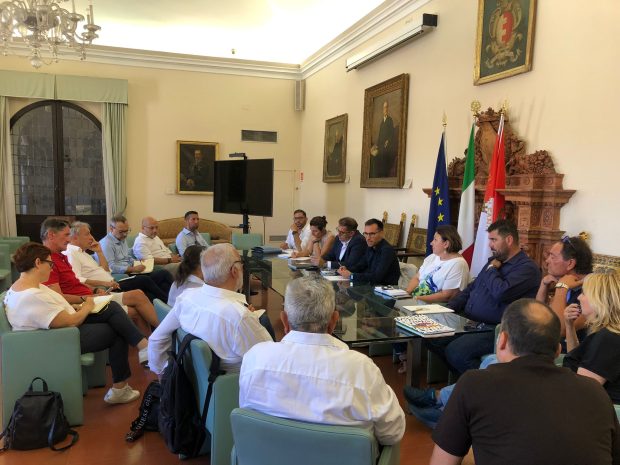 Fano, primo incontro della Giunta con il tavolo economico
