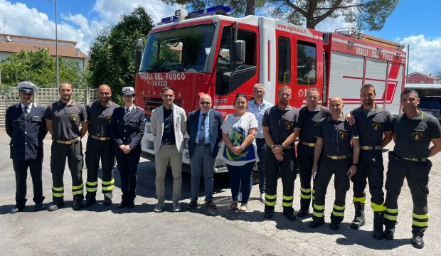 Incendio a Carignano, i complimenti del sindaco di Fano ai vigili del fuoco