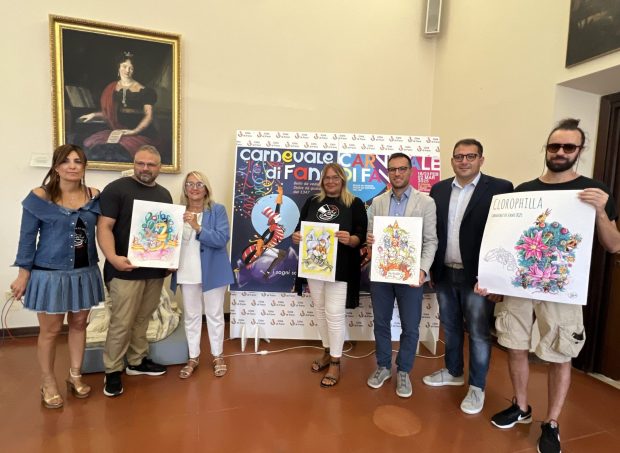 Presentato il manifesto del Carnevale di Fano 2025 firmato dall’artista Maddalena Fano Medas