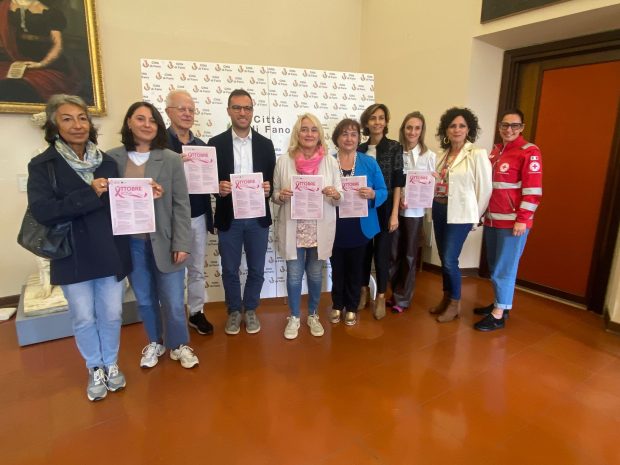 Ottobre in Rosa: Fano unita nella lotta contro il tumore al seno