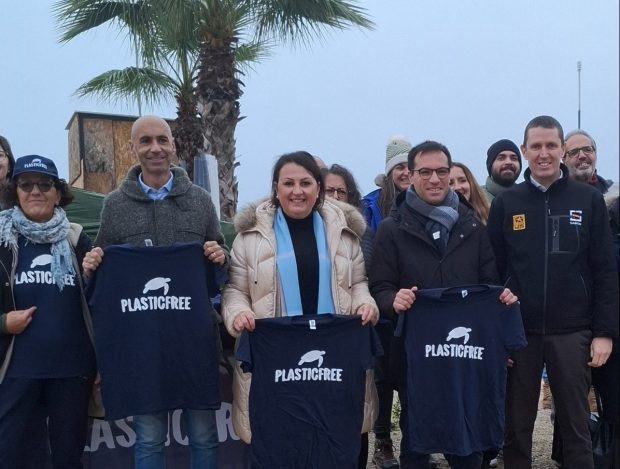 Protocollo d’intesa tra il Comune di Fano e Plastic Free: il primo team building è con i dipendenti Saipem